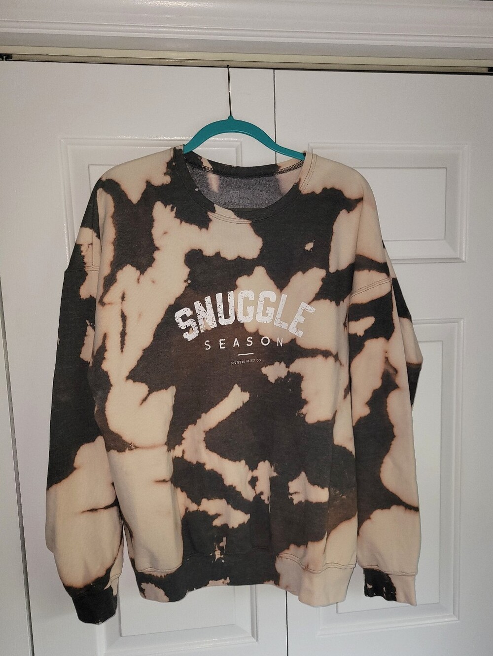 Southern Bliss Snuggle Season Bleached Sweatshirt XXL